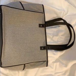 Thirty-one Cindy Tote NWOT 2 Toned weave
